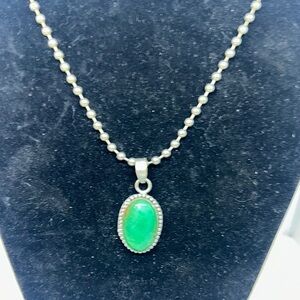 Elegant Green Pendant Necklace